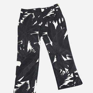 Chicos 0 Pants Palm Leaf Print Side Zip Black Gray Cream Small 4 Crop Tropical